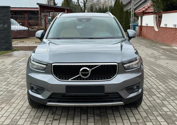 Volvo XC 40 cena 104500 przebieg: 145000, rok produkcji 2019 z Płock małe 436